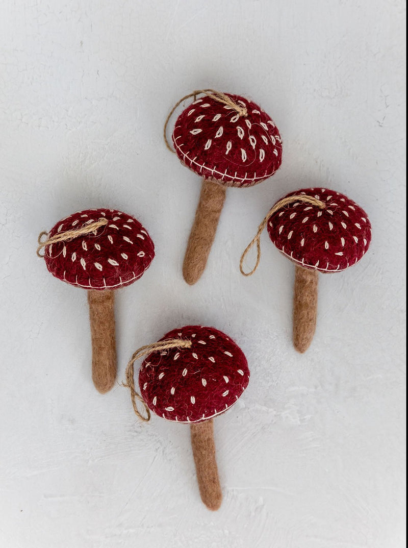 Felt Mushroom Ornament - HJHOL0092 - L